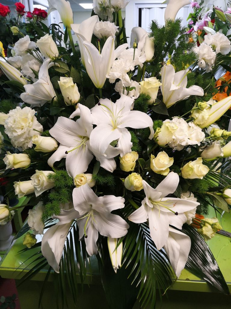 Kála, liliom álló dísz