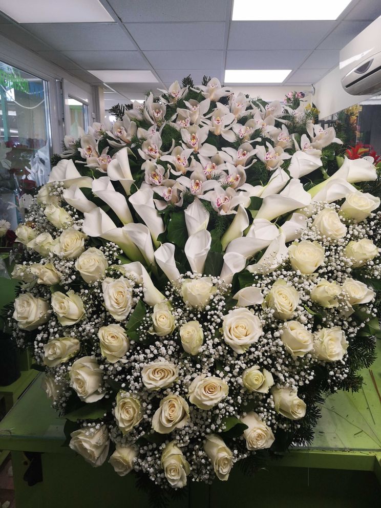 Orchidea, rezgő álló koszorú